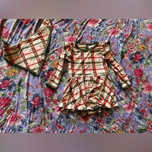 Kyte bodysuit dress and matching bandana bib